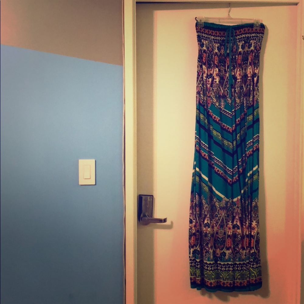 Strapless printed maxi dress